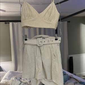 Crescent Cream Short set Pleated Mini